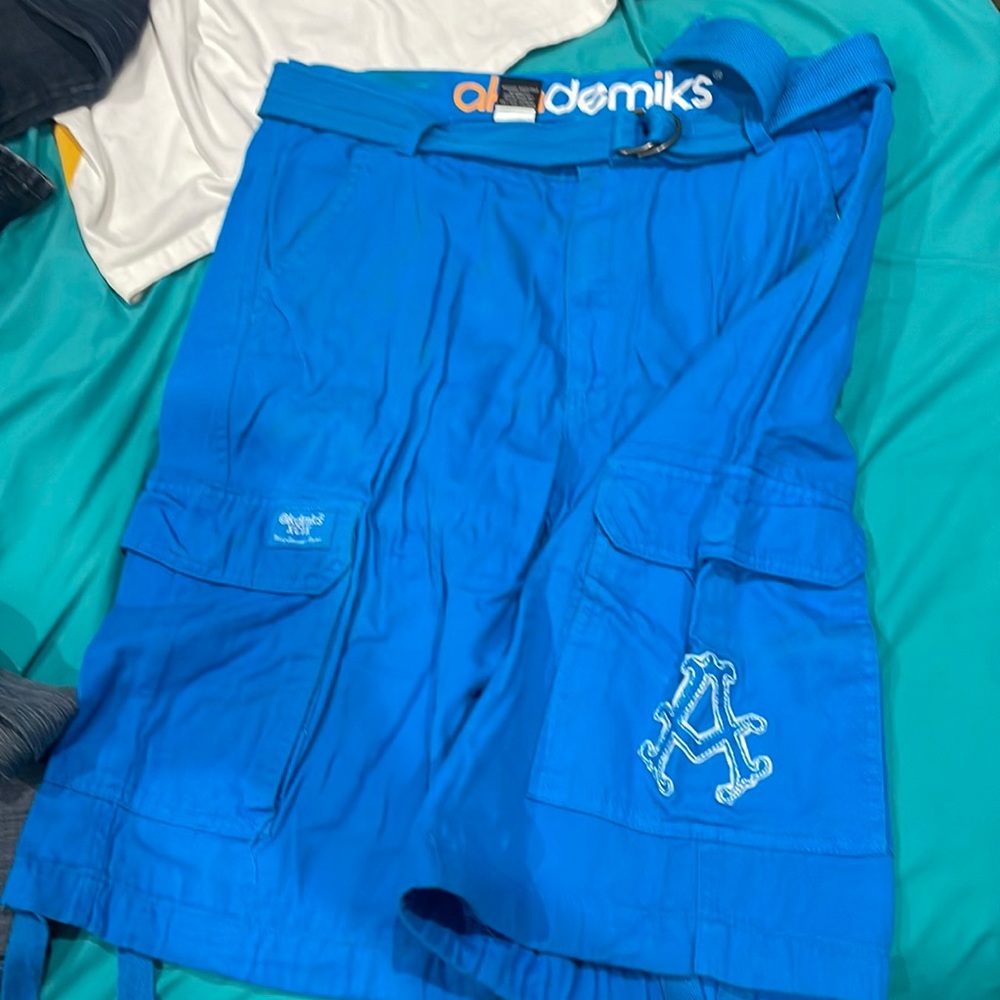 Blue akedemiks cargo shorts size 36
